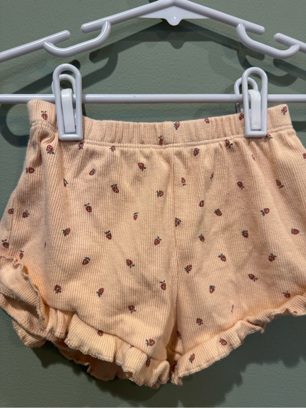 QUINCY MAE toddler girls 2 piece strawberry set - Picture 2 of 7